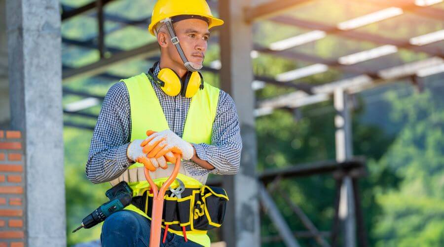 Expert top industrial roofings services in Bardolph, IL
